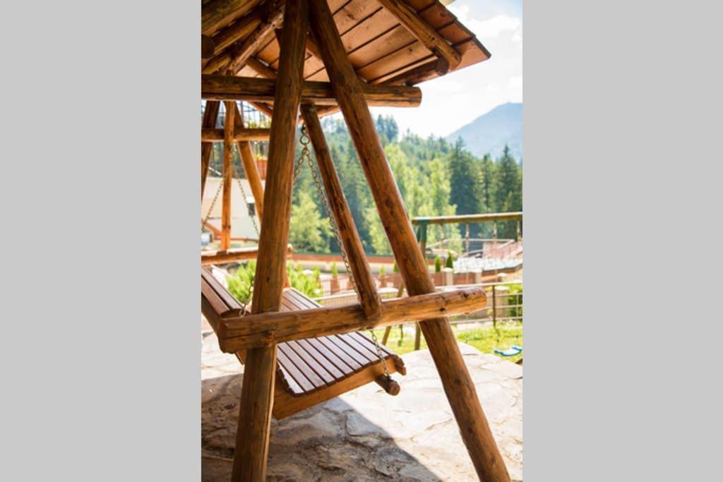 Charming Villa In A Private Mountain Resort Brassó Kültér fotó